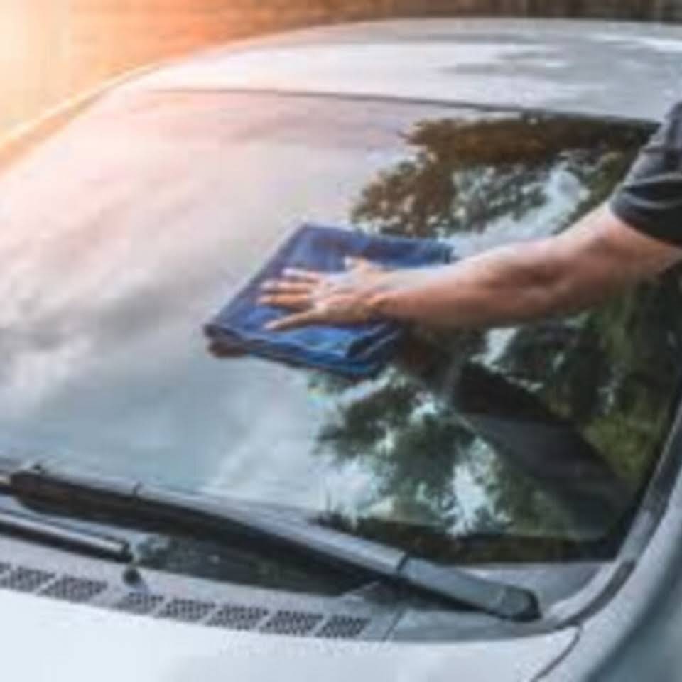 Antonio Auto Glass Image